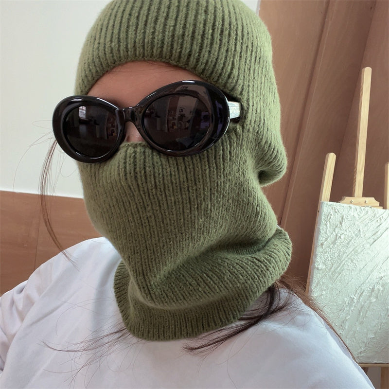2 in 1 Sneak Beanie Hat Hat Claire & Clara