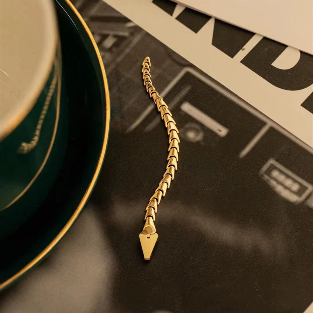 Adjustable 18K Gold-Plated Snake Ring Ring Claire & Clara Gold