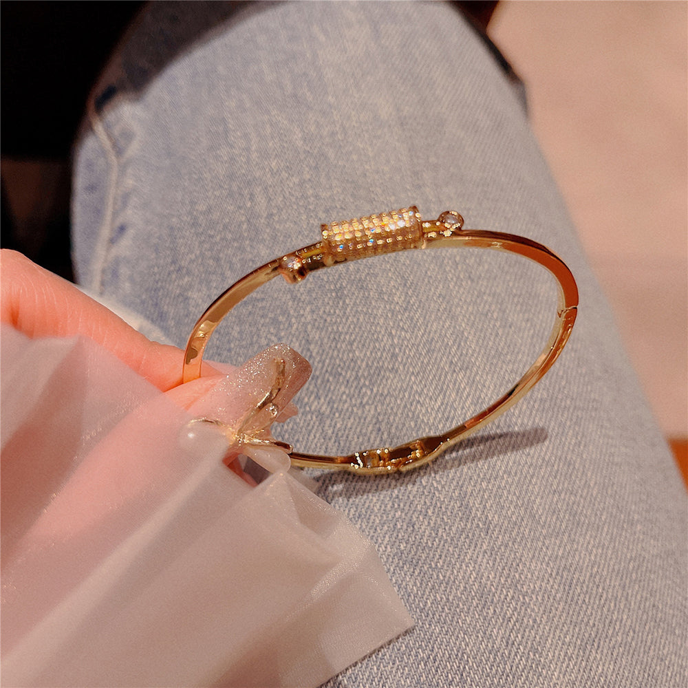Basic 18K Gold Plated Stainless Steel Bracelet Bracelets Claire & Clara