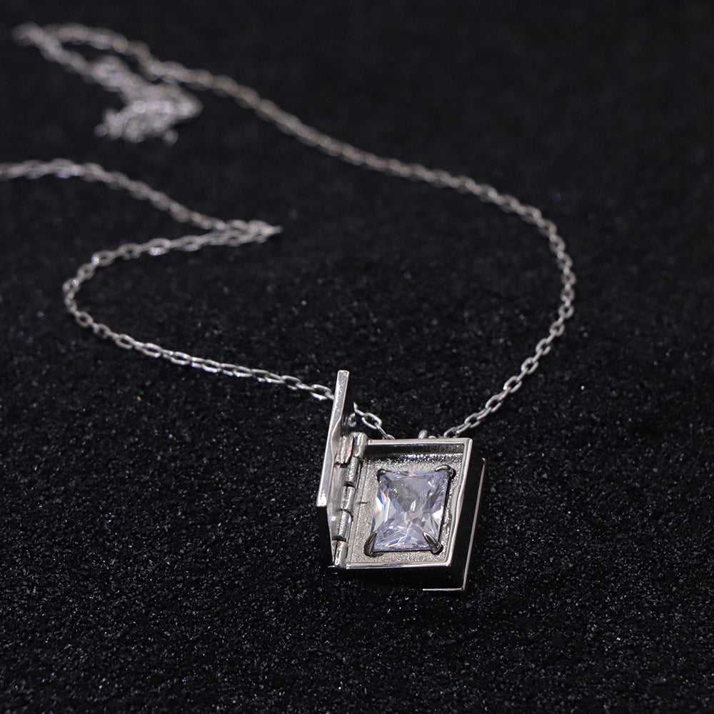 Book of Mystery Necklace Necklace Claire & Clara