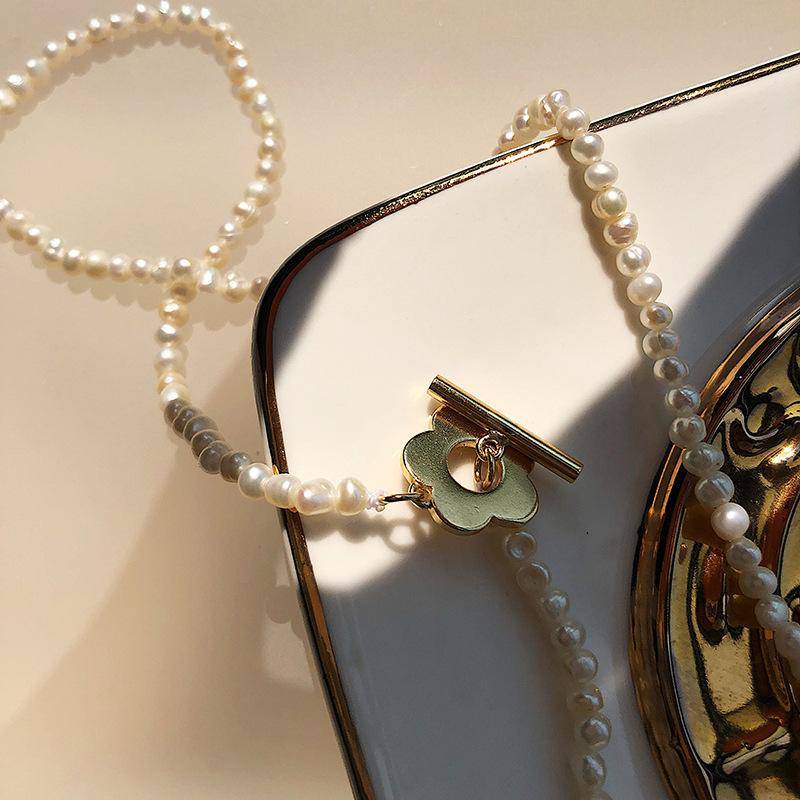 Dainty Flower Pearl Choker Necklace > pearl > pearl choker > pearl necklace > pearl jewellery > pearl choker necklace > pearl beads > white pearl necklace > flower necklace > freshwater pearl necklace > freshwater pearl > choker necklace > choker Claire & Clara