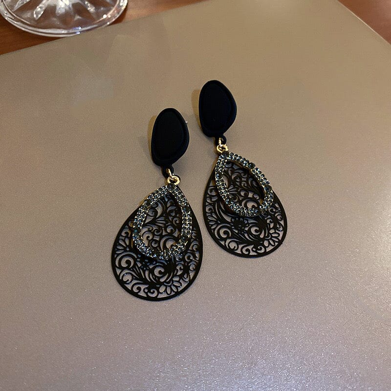 Hollow Water Drop Vintage Earrings Earrings Claire & Clara