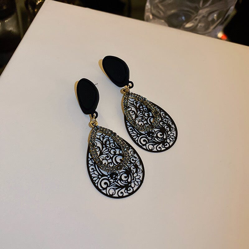 Hollow Water Drop Vintage Earrings Earrings Claire & Clara