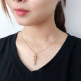 Hug Couple Necklace Necklaces Claire & Clara