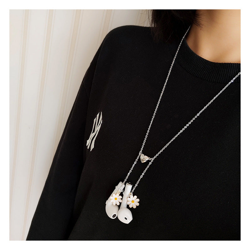 Little Daisy Magnetic Airpods Anti-Loss Chain Claire & Clara