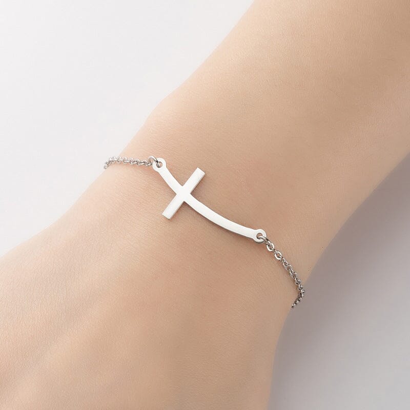 Minimalistic Cross Bracelet Bracelet Claire & Clara Curved Style Silver