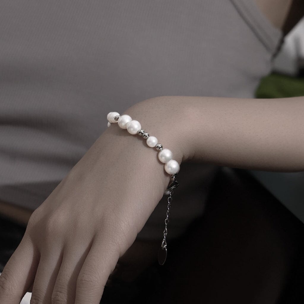 Pearl Simple Elegant Bracelet Bracelet Claire & Clara