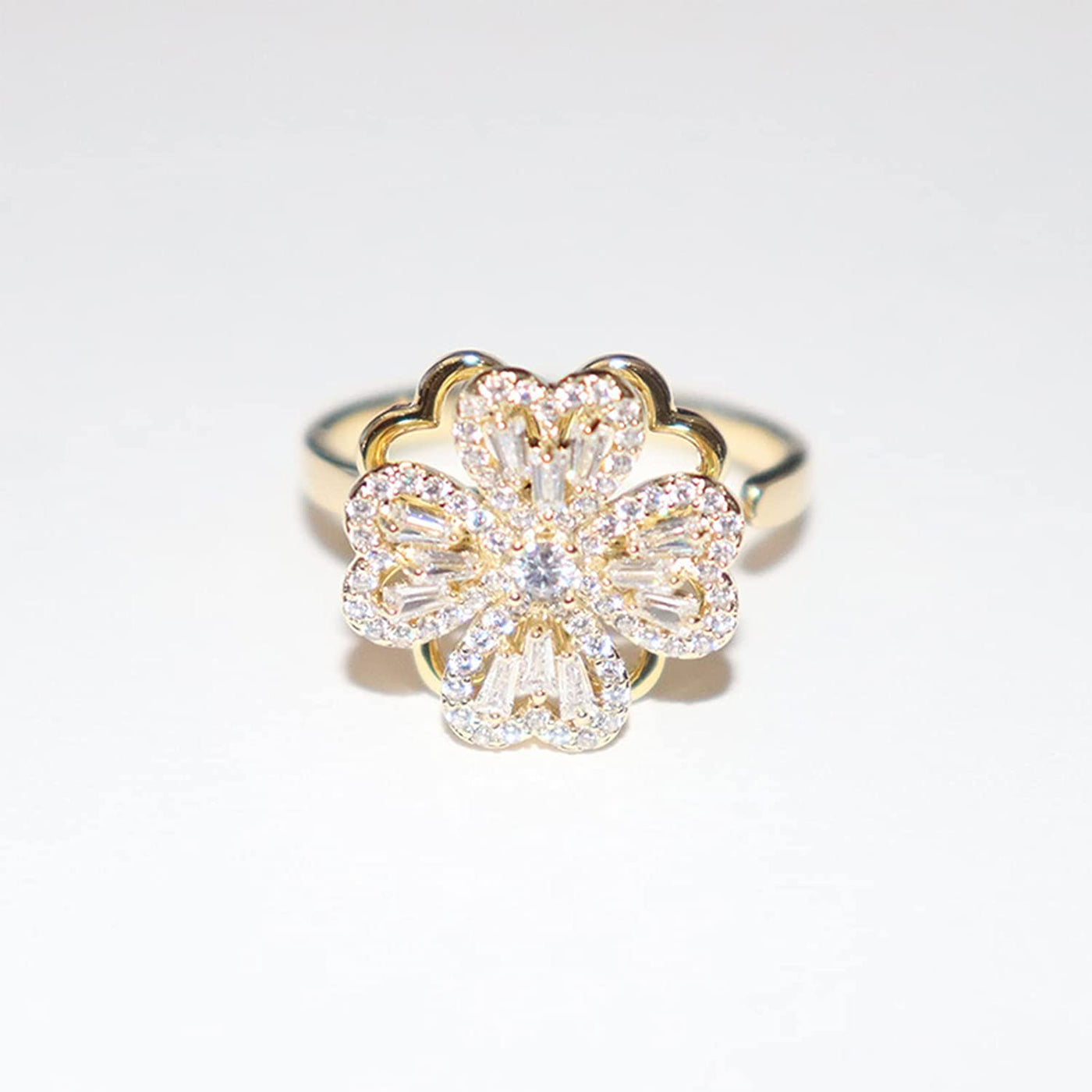 Rotatable Four-Leaf Clover Ring Rings Claire & Clara