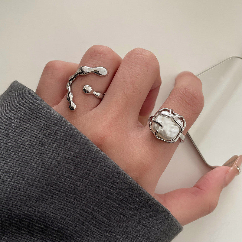 Silver Twisted Pearl Ring Rings Claire & Clara
