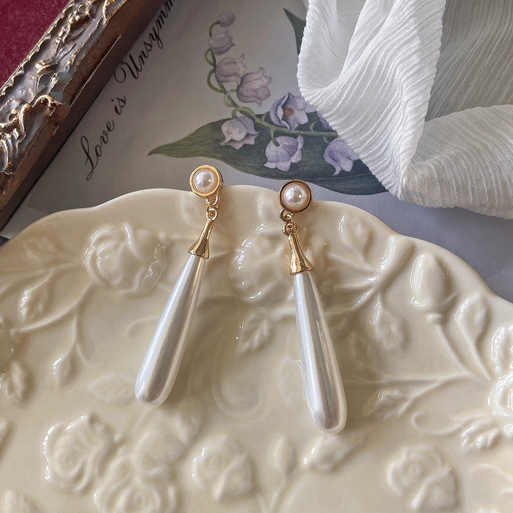 Vintage Drop Pearl Earrings Earrings Claire & Clara