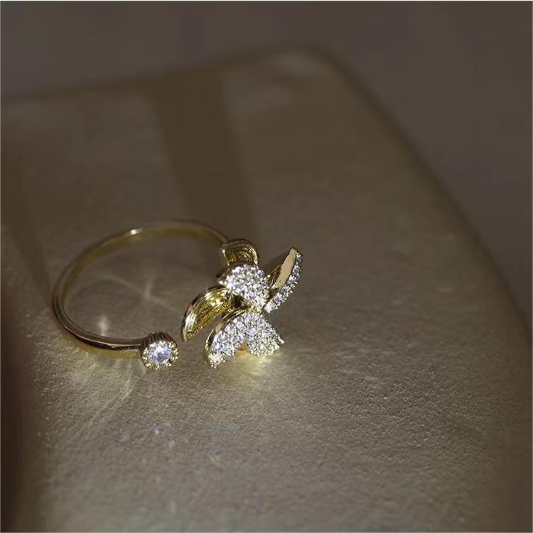 Windmill Spinning Anxiety Relief Ring Ring Claire & Clara