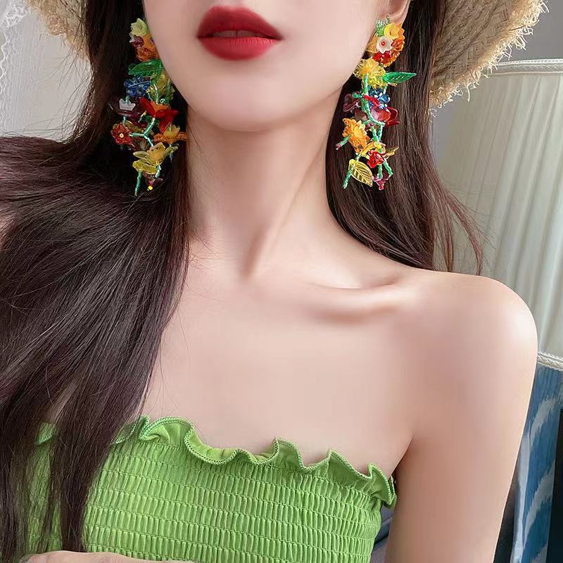 Flower Cluster Seasonal Earrings Earrings Claire & Clara 