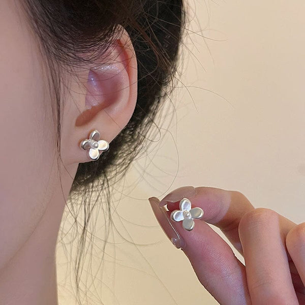 Matte 3D Flower Stud Earrings Earrings Claire & Clara 