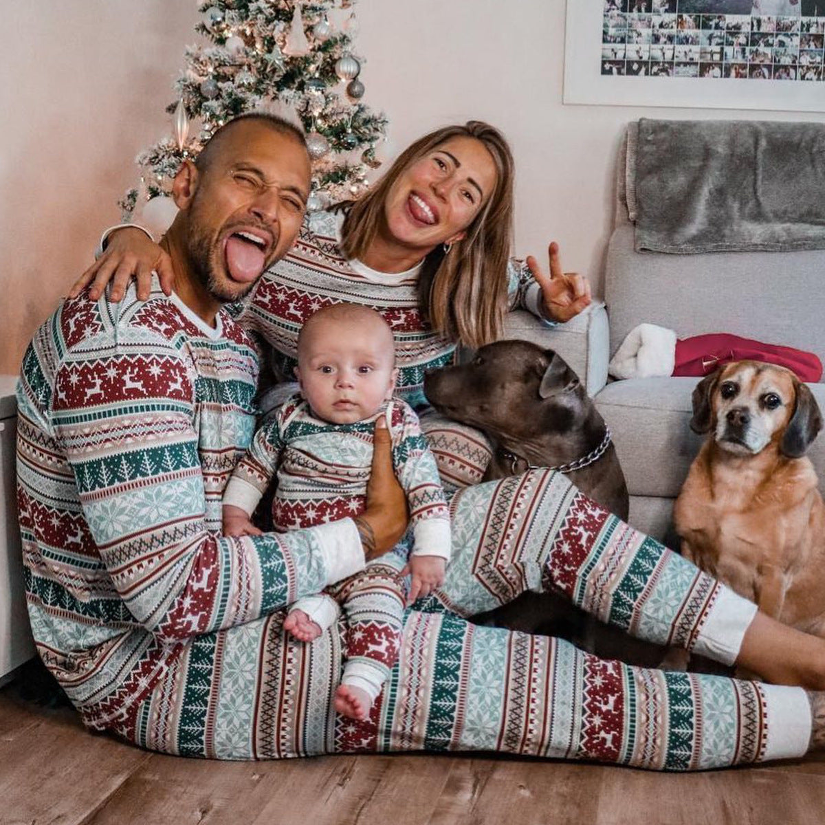 Nordic Style Christmas Pajamas Family Set Set Claire & Clara DAD S 