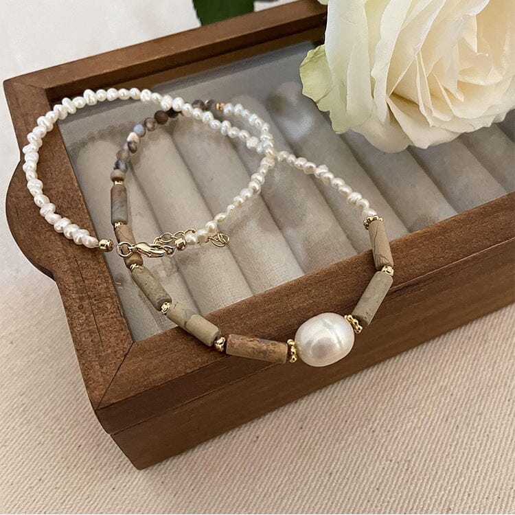 Pearl Natural Stone Vintage Necklace Necklace Claire & Clara 