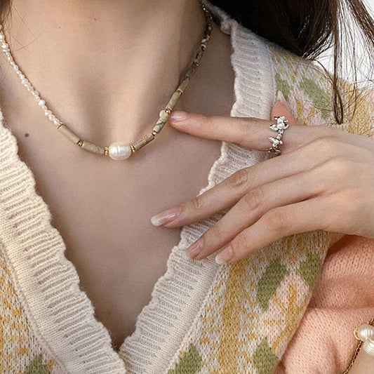 Pearl Natural Stone Vintage Necklace Necklace Claire & Clara 