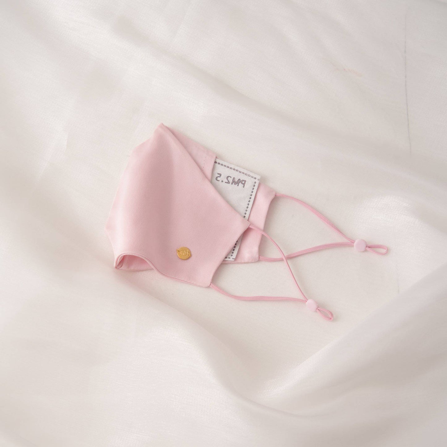 Washable Silk Face Mask Face Covering > facemask > washable facemask > silk facemask > cloth facemask > facemask with filter pocket > facemask for wedding Claire & Clara With Filter Pocket Pink 